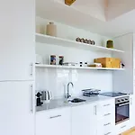 Amazing Penthouse In Historic Apartment *