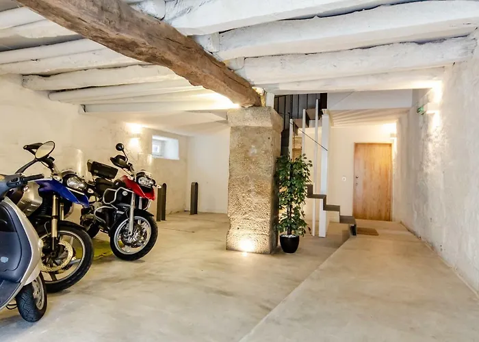 Amazing Penthouse In Historic דירה