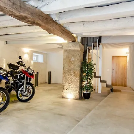 Amazing Penthouse In Historic Apartment